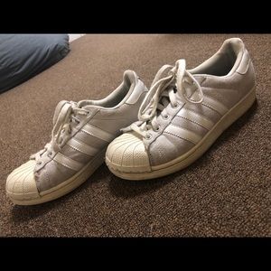 Adidas grey sneaker 7.5 women’s